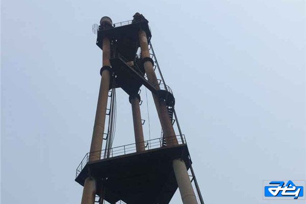 河北高爐煤氣放散塔 \
